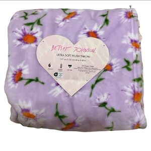 Betsey Johnson Ultra Soft Plush Throw Purple Floral